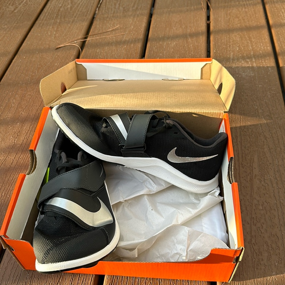 Nike Zoom Rival Jumps size 7 M and 8.5 W